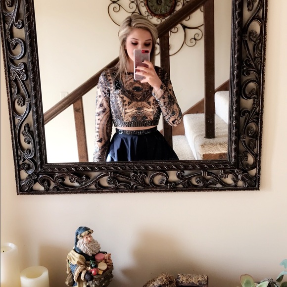 Sherri Hill Prom Dress - Picture 2 of 4